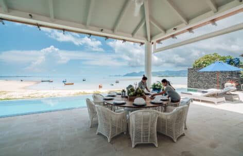 11.Villa-Mia-Ocean-(pool-deck-dining)