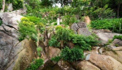 b8 – OUTDOOR LIVING – WATERFALL