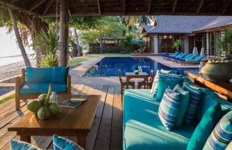 038 Villa lipa noi 6 – Beachfront living area